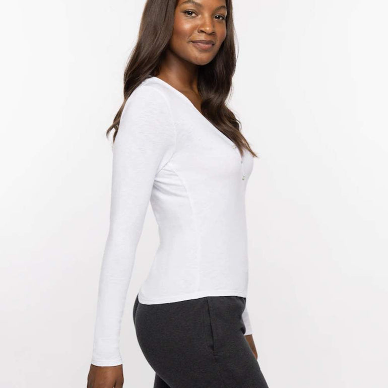 TravisMathew Women's Cloud Longsleeve Henley Tee